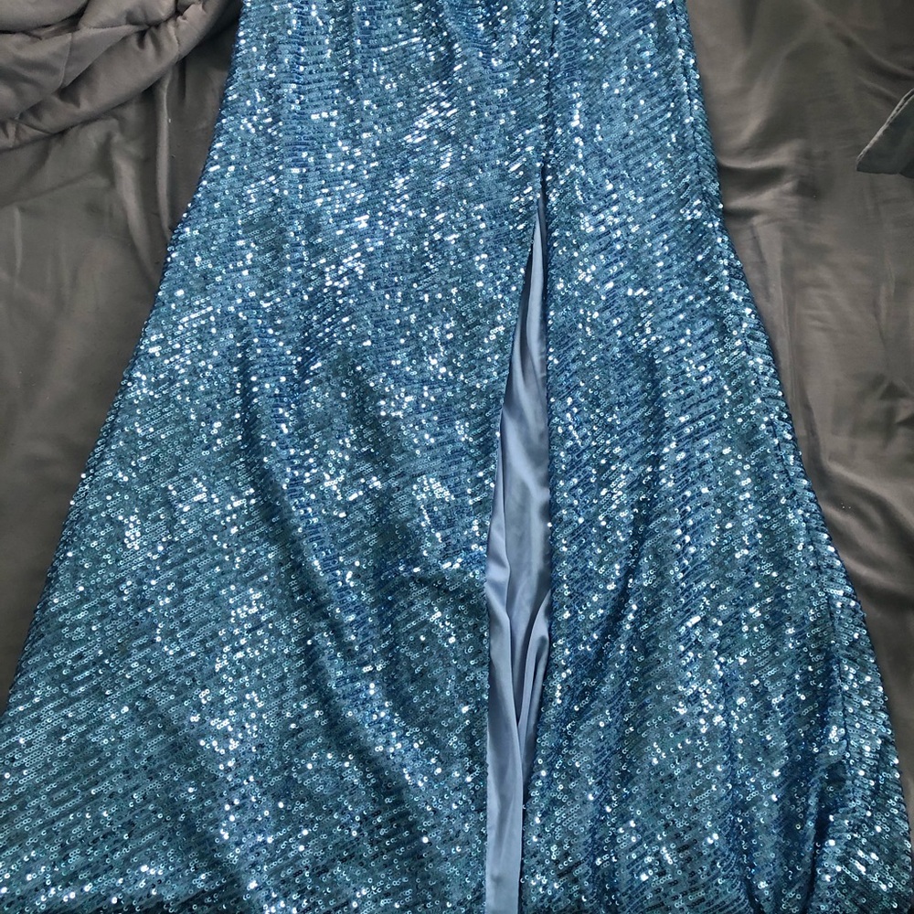 Prom Dress - Picture 5 of 6